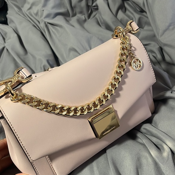 Michael Kors crossbody bag. - Picture 3 of 3